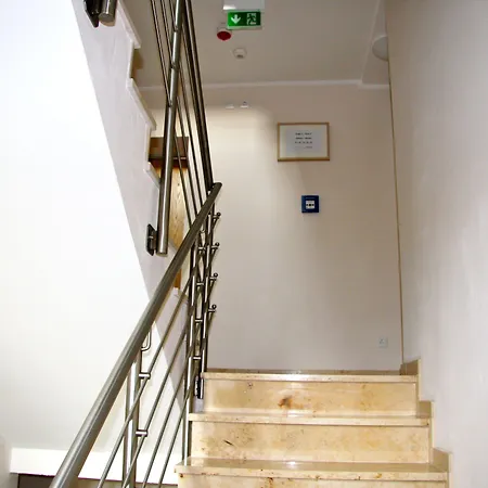Gemini Hotel Dusseldorf